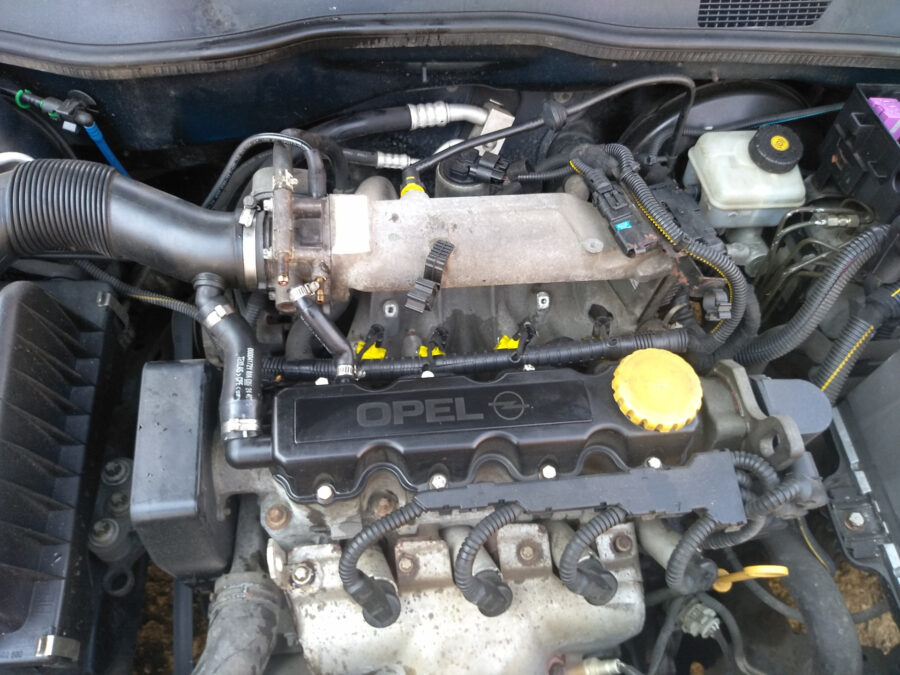 Opel Z16SE 1.6 motor