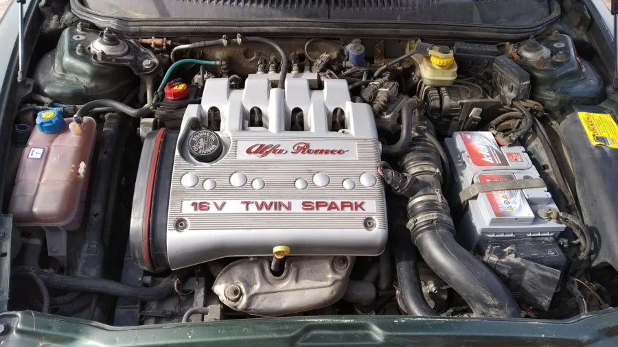 Alfa Romeo Twin Spark motor