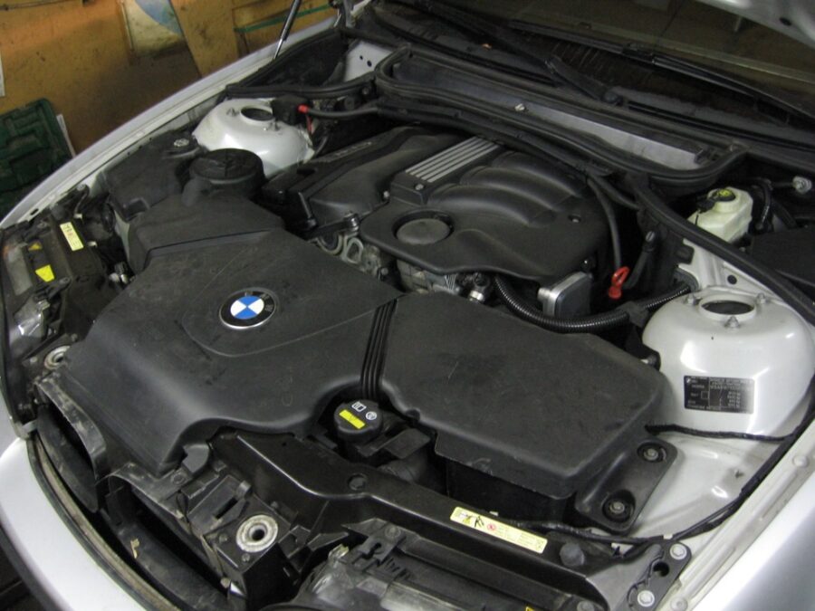 BMW N42B20 motor