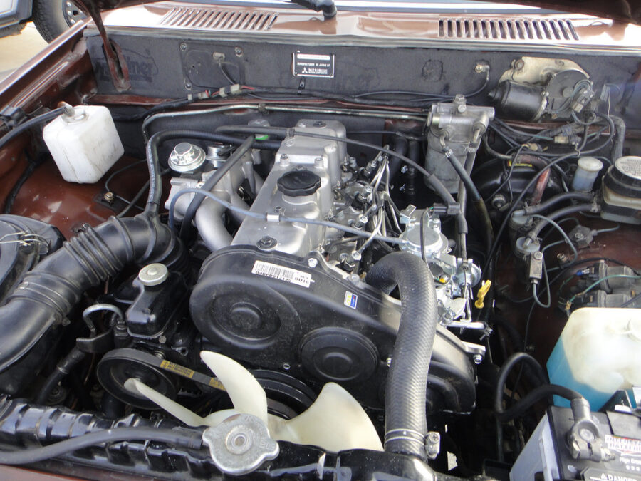 Mitsubishi 4D55 2.3 dieselmotor