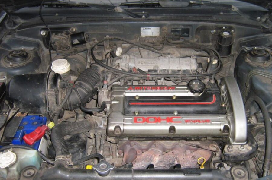 Mitsubishi 4G67 1.8 motor