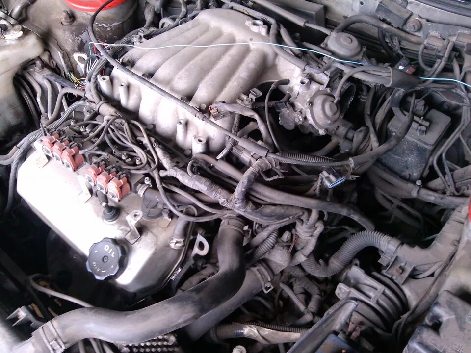 Mitsubishi 6A13 2,5L V6 motor