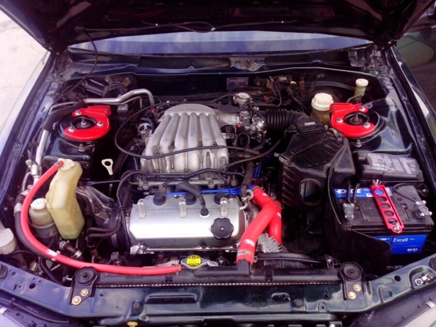 Mitsubishi 6A13 2,5L V6 motor