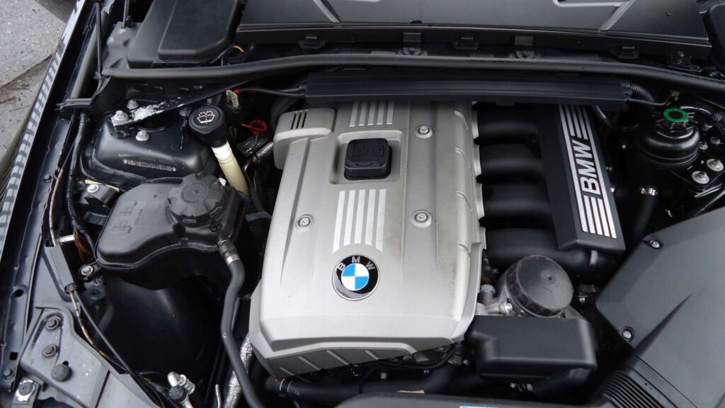 BMW N52B30 motor