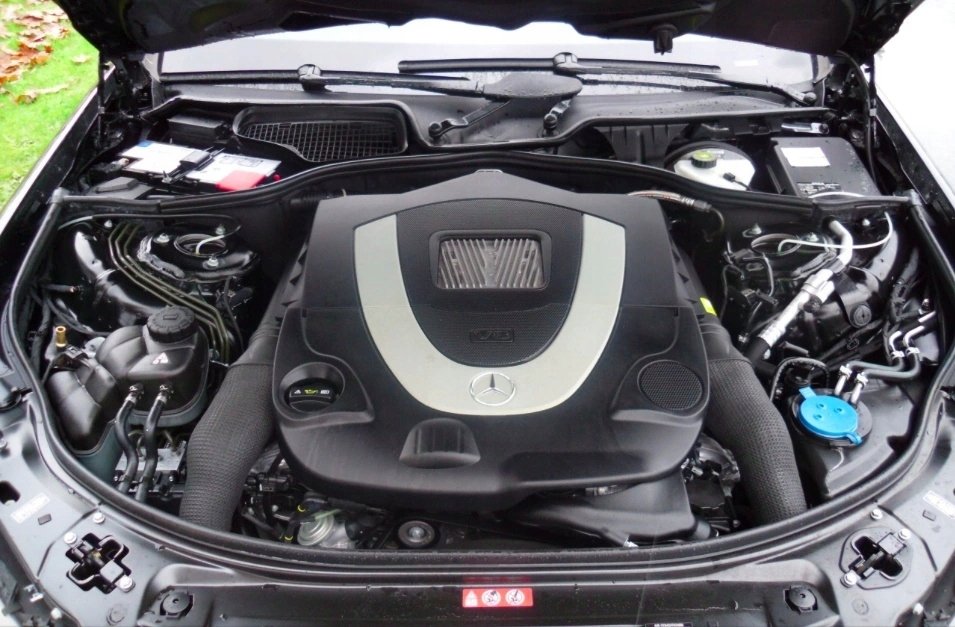 Mercedes-Benz M273 KE 46 4.7 motor